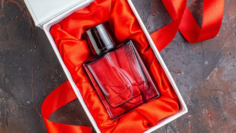 Read more about the article Perfumes alternativos: confira os TOP10 mais desejados e suas inspirações