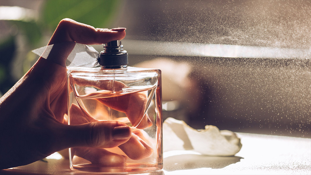 You are currently viewing Siga estas dicas para vender mais perfumes no verão